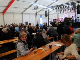 15 wystawców, zagryzka i biesiadna muzyka. Wystartowało V Święto Piwa