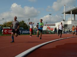 Sportowcy zakończyli sezon na stadionie lekkoatletycznym. Nie zabrakło sportowych rywalizacji