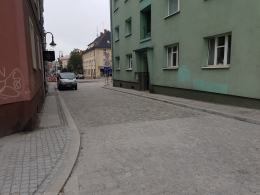 Plac św. Sebastiana w Opolu przejezdny. Obowiązuje strefa zamieszkania