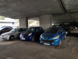 Koniec z parkowaniem na "rondzie". Miasto na wniosek policji likwiduje "parking"