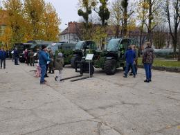 Otwarte koszary 10 Brygady Logistycznej. Trwają obchody Święta Niepodległości
