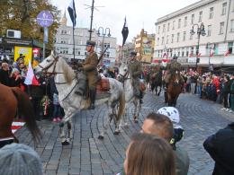 Opolanie tłumnie na Placu Wolności świętują 101 rocznicę odzyskania Niepodległości