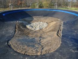 Deskorolkarze już testują nowo otwarty Pumptrack w Opolu-Czarnowąsach