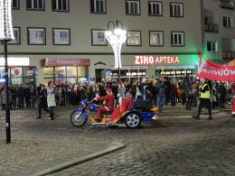 Setki uczestników 6. Marszu Mikołajów przeszło ulicami Opola