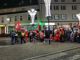 Setki uczestników 6. Marszu Mikołajów przeszło ulicami Opola