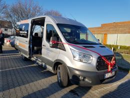 Opolska Fundacja "DOM" otrzymała nowego busa do transportu podopiecznych