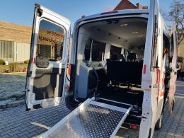 Opolska Fundacja "DOM" otrzymała nowego busa do transportu podopiecznych