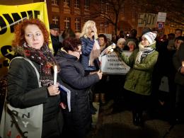 Ponad 1000 osób protestowało w obronie wolnych sądów