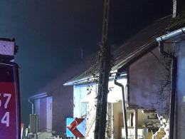 Tragiczny wypadek pod Namysłowem. Auto wjechało w dom