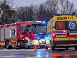Zablokowana DK 46 w Dąbrowie po zderzeniu pojazdów