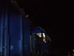 Komprachcice: auto wjechało pod pociąg, w środku podróżowały 4 osoby