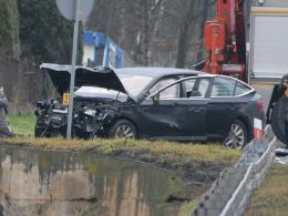 Zablokowana Krajowa 46 w miejscowości Dąbrowa. Są ofiary śmiertelne