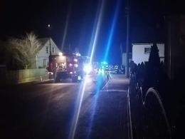 Nocna jazda zakończona na słupie. Niebezpieczne zdarzenie w gminie Strzeleczki