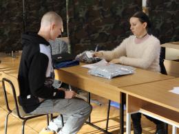 10. BLog szkoli nowych kandydatów na żołnierzy