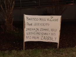 Jesteśmy wolne, niezależne i wielkie. Niemy protest matek pod ZUS