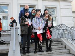 Wolontariusze z puszkami WOŚP kwestują na ulicach Opola