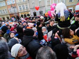 Opolanie utworzyli wielkie, żywe serce na rynku