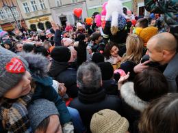Opolanie utworzyli wielkie, żywe serce na rynku