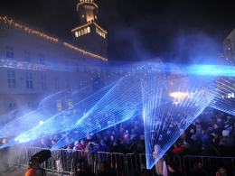 28. Finał Wielkiej Orkiestry Świątecznej Pomocy za nami. Tłumy Opolan na "Światełku do nieba"