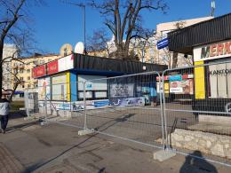 Mieszkańcy o budowie Centrum Przesiadkowego: "Ludzie zaglądają nam do talerzy"