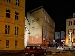 Mieszkańcy skarżą się na parkujących niezgodnie z przepisami na placu św. Sebastiana