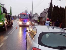 Zderzenie Alfa Romeo i Seata. 2 osoby poszkodowane