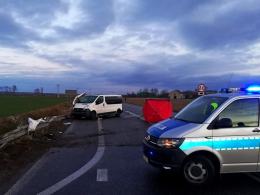 Śmiertelny wypadek na drodze w Bierzowie. Nie żyje 68-letni mężczyzna