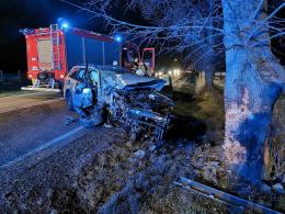 Poważne zderzenie BMW i Volkswagena. Ranna kobieta