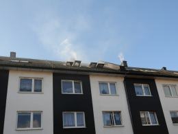 Pożar budynku przy Walecki w Opolu. Na miejscu 7 zastępów straży