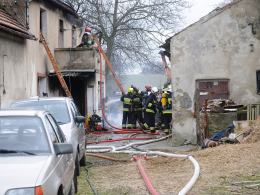 Pożar domu jednorodzinnego w Ligocie Górnej. Znaleziono zwęglone ciało