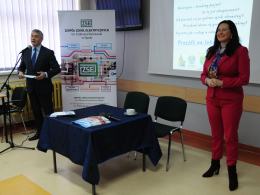 Opolski NFZ uczy maturzystów jak samodzielnie korzystać z opieki zdrowotnej