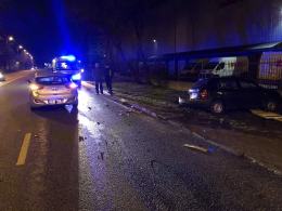 Wypadek na Niemodlińskiej w Opolu. Kierowca osobówki w szpitalu