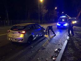 Wypadek na Niemodlińskiej w Opolu. Kierowca osobówki w szpitalu