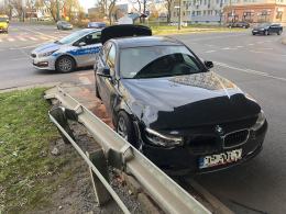 Nieuwaga kierowcy przyczyną porannej kolizji na rondzie w Opolu