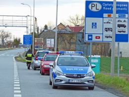 Opolscy policjanci wspierają pracę funkcjonariuszy Straży Granicznej