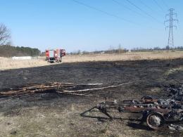 Strażacy coraz częściej interweniują przy pożarach traw