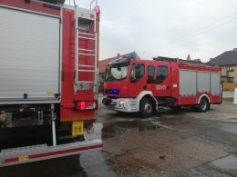 Akcja gaśnicza w Boguszycach. Płonął budynek gospodarczy