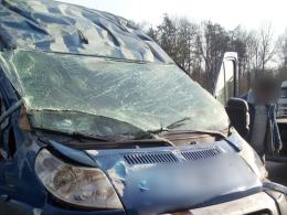 Bus dachował na 275 km autostrady A4 