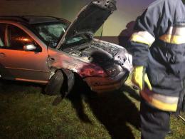 Wypadek w Zawadzkiem. Auto potrąciło mężczyznę i psa na pasach