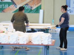 Setki maseczek dziennie powstaje w Komprachcicach dzięki inicjatywie społecznej
