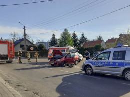Zderzenie samochodu osobowego i jednośladu w Lewinie Brzeskim