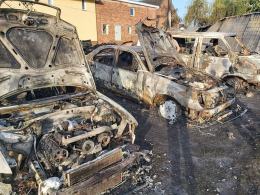 4 samochody i budynek gospodarczy spłonęły dziś w nocy w powiecie nyskim