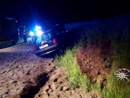 Wypadek obok obwodnicy Czarnowąsów. Kierujący 55-latek pijany