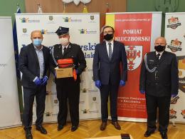 Defibrylatory już u strażaków