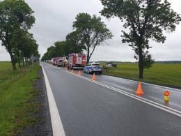 Bus dachował na DK94 w Zielęcicach. Jedna osoba w szpitalu