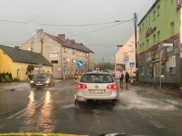 Ulewne deszcze i burze nad Opolszczyzną. Niebezpiecznie na drogach