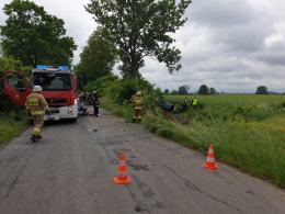 Dachowanie w Jaśkowicach w powiecie kluczborskim. Zadysponowano śmigłowiec LPR