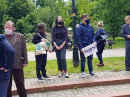 Robert Biedroń w Opolu: "Duda oddaj moje 500 złotych"
