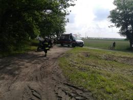Motocykl zderzył się z samochodem osobowym na trasie Bierdzany - Ligota Turawska.
