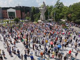 Rafał Trzaskowski odwiedził Opolszczyznę. Tłumy Opolan na Placu Wolności